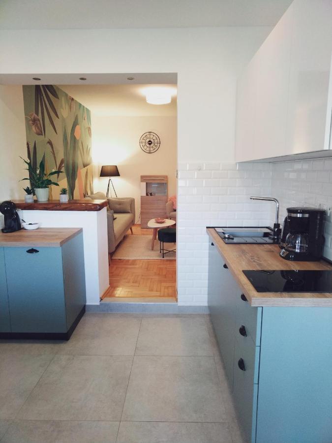 Apartments Radmila Πόρετς Εξωτερικό φωτογραφία