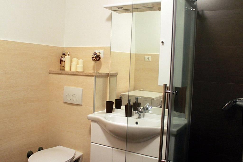 Apartments Radmila Πόρετς Εξωτερικό φωτογραφία