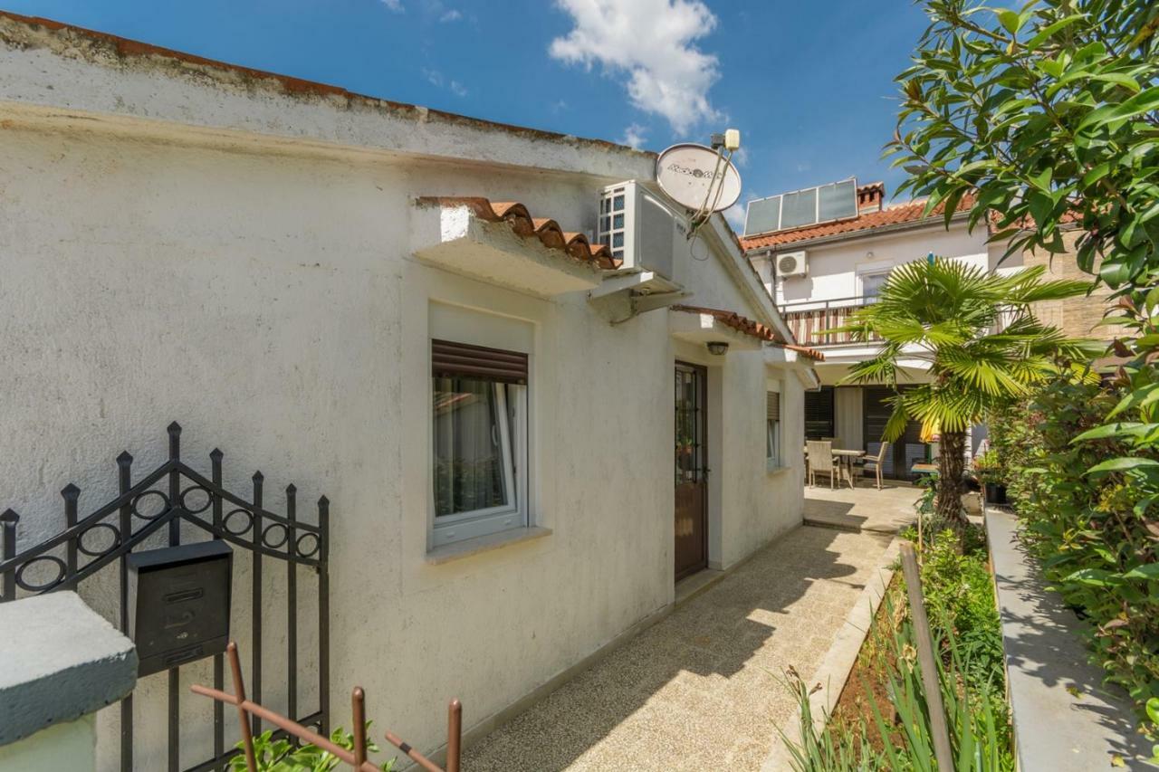 Apartments Radmila Πόρετς Εξωτερικό φωτογραφία
