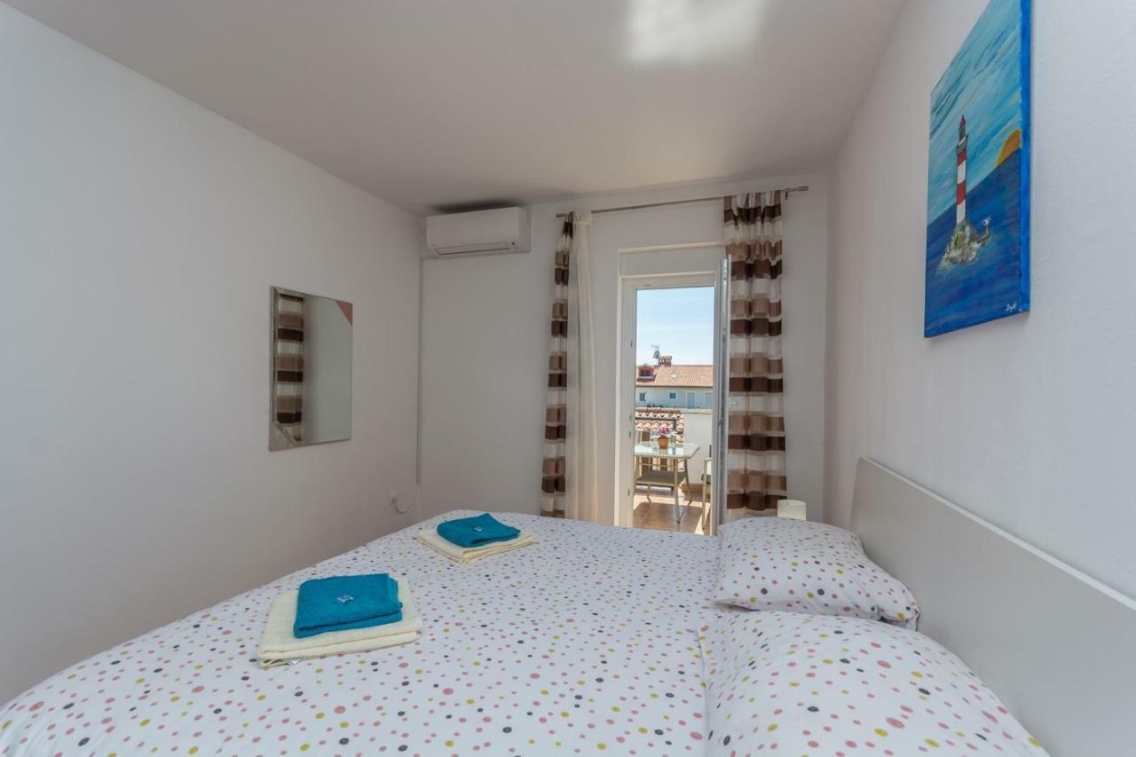 Apartments Radmila Πόρετς Εξωτερικό φωτογραφία